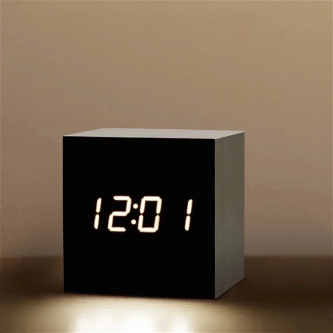 Stornfield | Retro-style Digital LED Clock