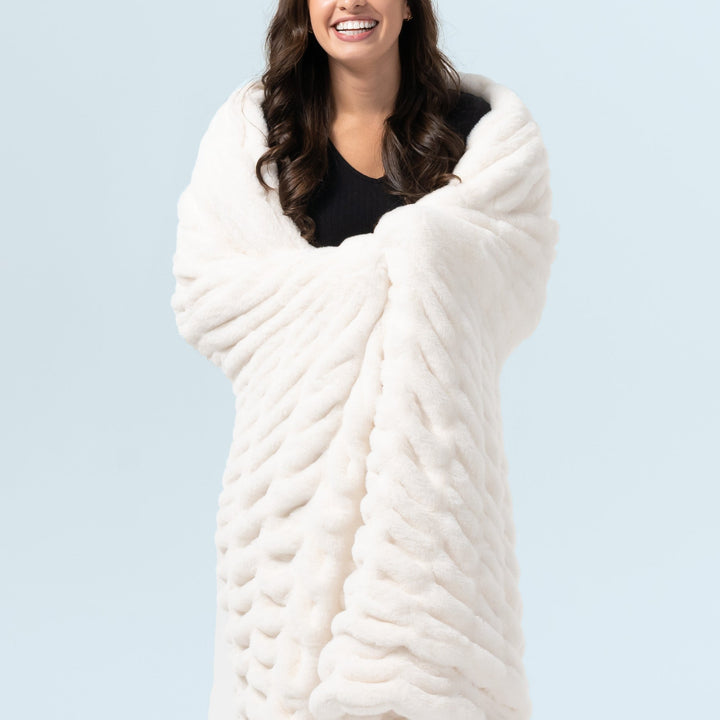 Faux Fur Blanket Ripple | Stornfield