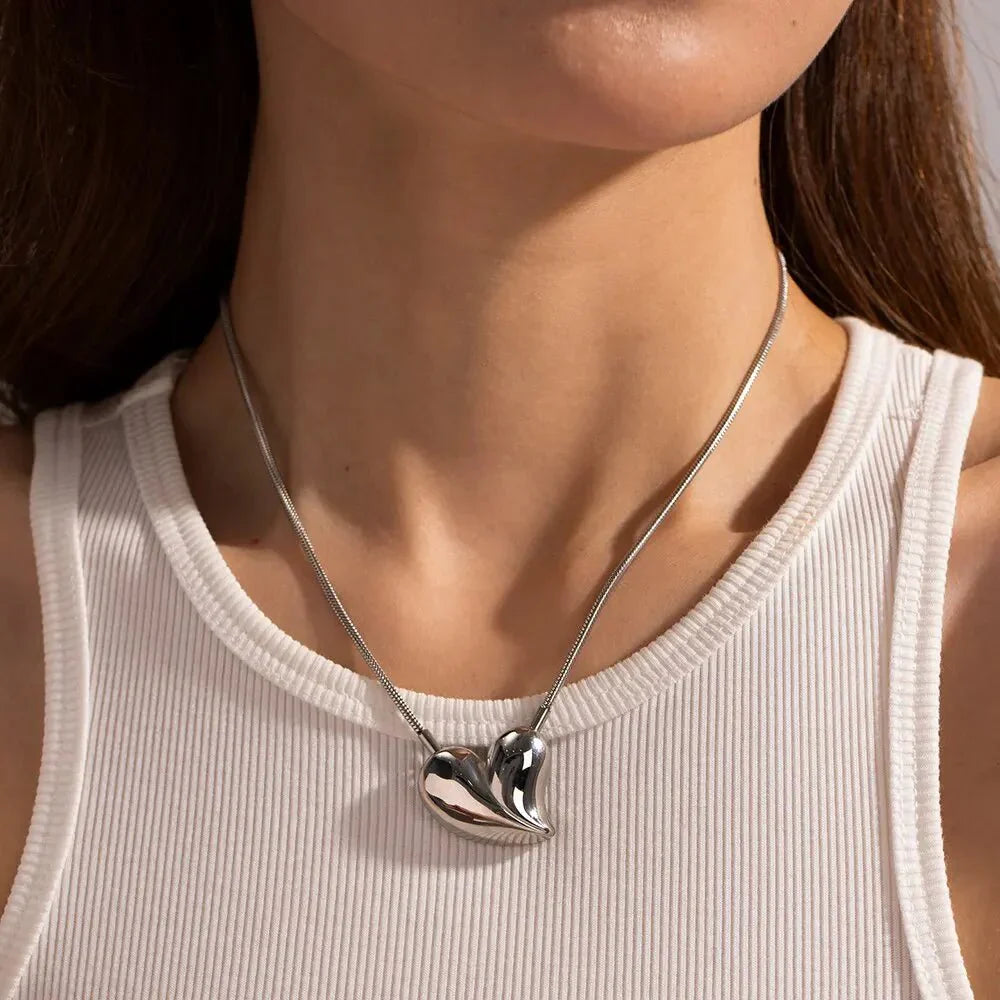 Stornfield | Romantic Love Heart Necklace