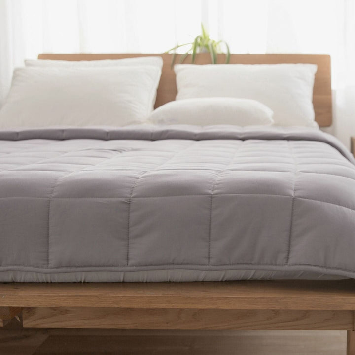 Large Soft Summer Cooling Weighted Bed Blanket Queen | Stornfield