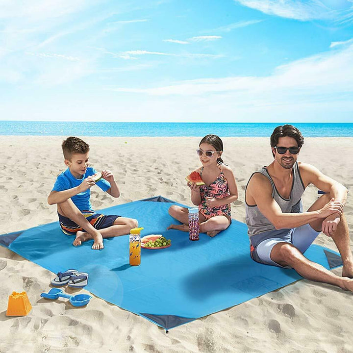 Stornfield | Lightweight Waterproof Beach Blanket