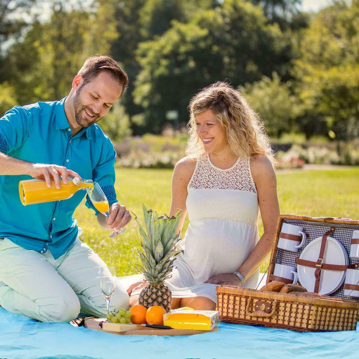 Stornfield | Lightweight Waterproof Beach Blanket