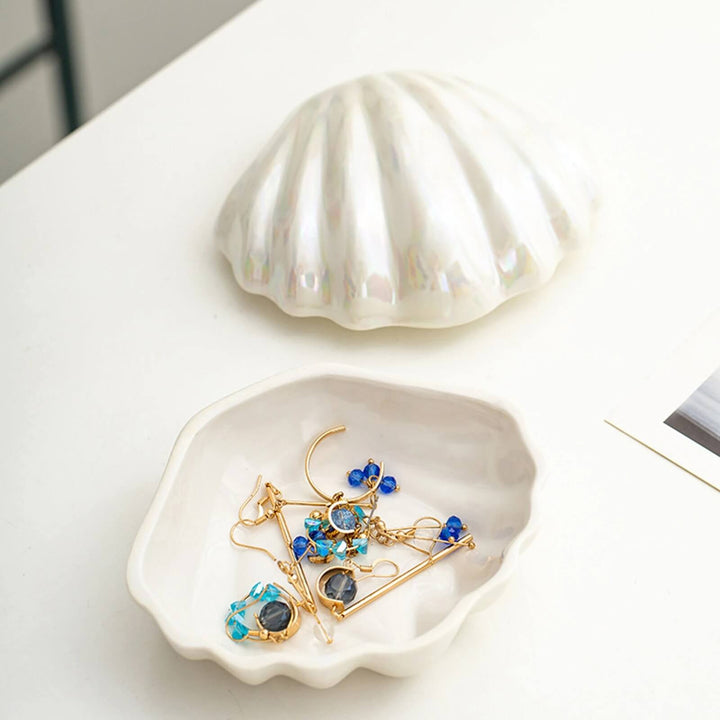 Stornfield | Clam Shell Ceramic Storage Box