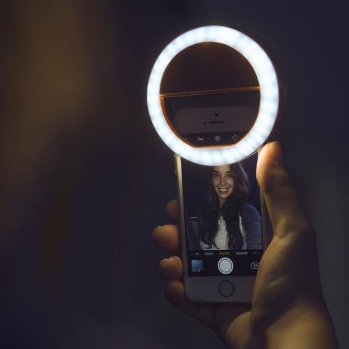 Portable Selfie Ring Light - GlowSnap | Stornfield