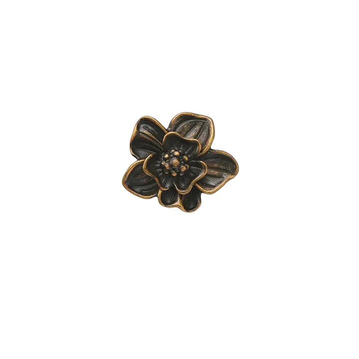Creative Petal-Shaped Single Hole Drawer Pull | Stornfield