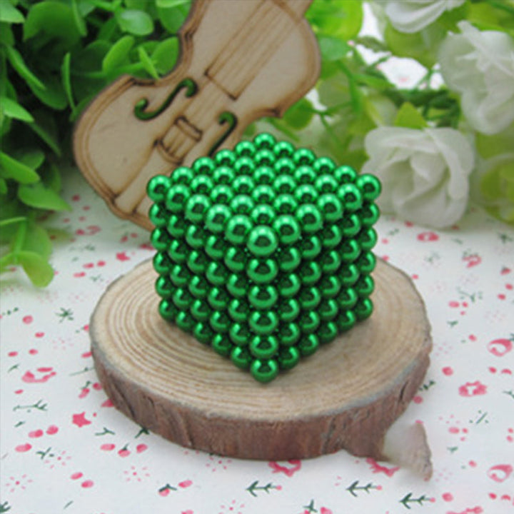 Stornfield | Multi Colored Magnetic Balls