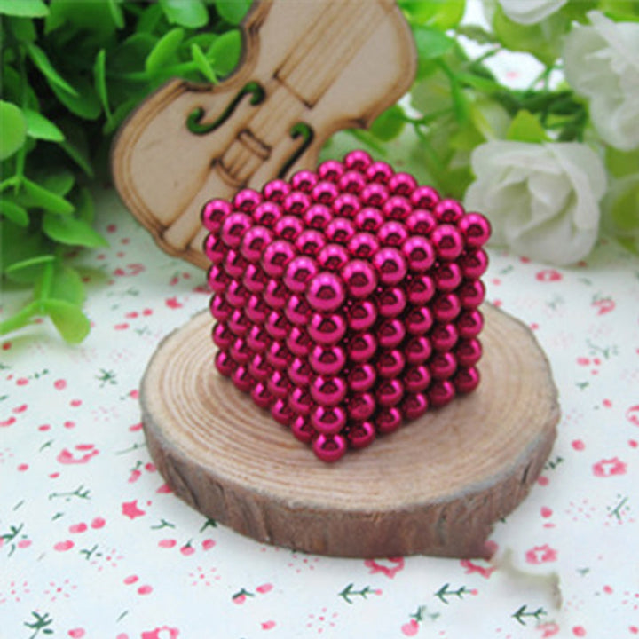 Stornfield | Multi Colored Magnetic Balls