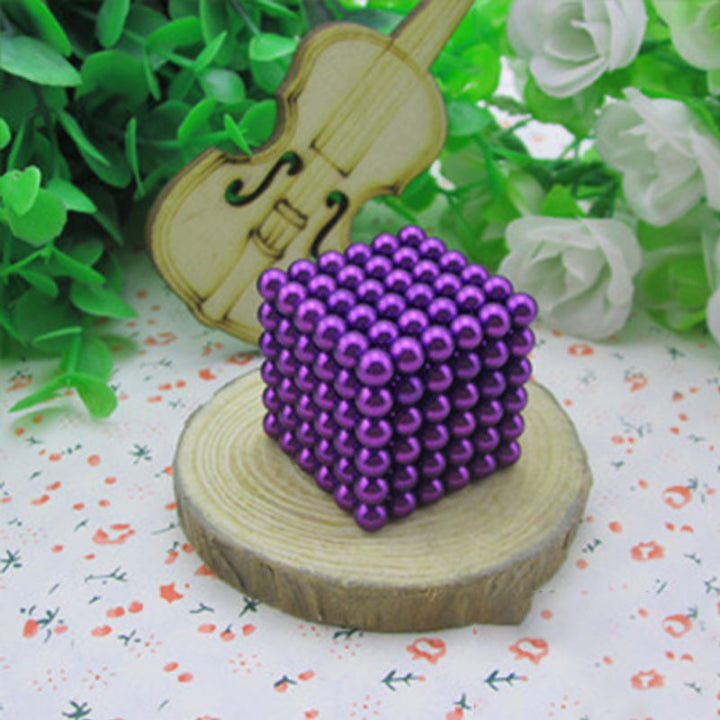 Stornfield | Multi Colored Magnetic Balls