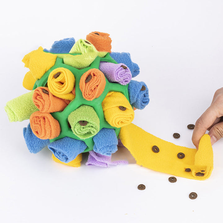 Sniffle ball for pets | Stornfield