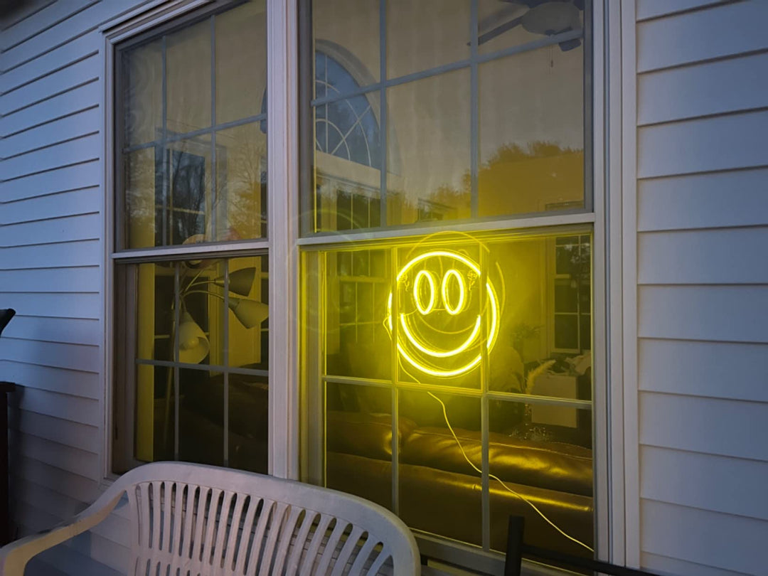 Stornfield | Neon Smile Face Sign