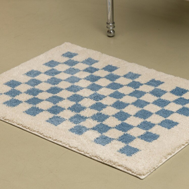 Stornfield | Soft and fluffy checkered bathroom mat