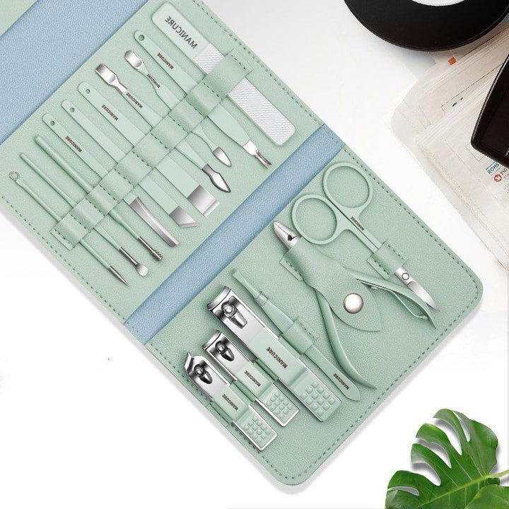 Nail Clipper Set portable 12/16 pieces with case | Stornfield