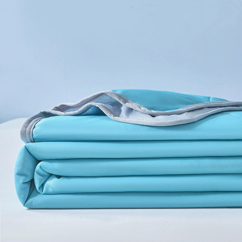 CoolBreeze Comfort Cooling Blanket for the Blanket | Stornfield