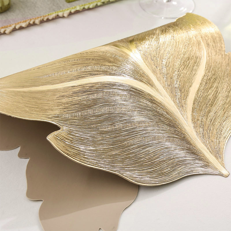 Gold Leaf Luxury Placemat – 3D Elegant Table Mat made of PVC | Stornfield