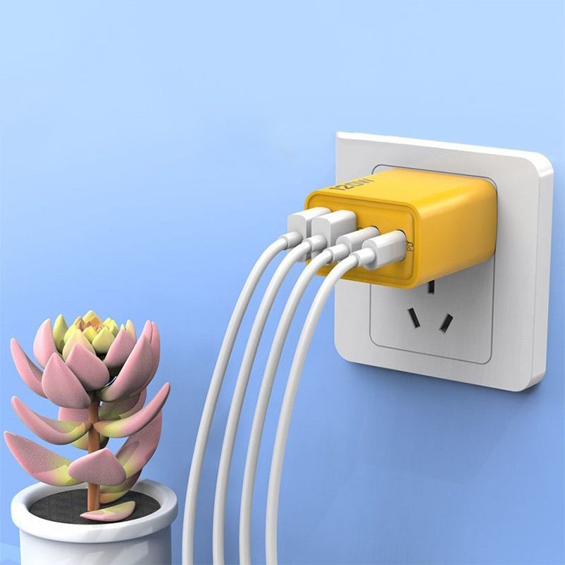 120W USB fast charger with 4 ports | Stornfield