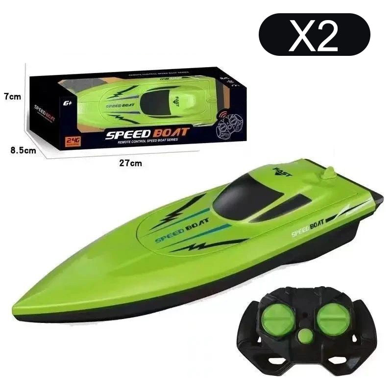 RC racing boat with 2.4 GHz remote control | Stornfield