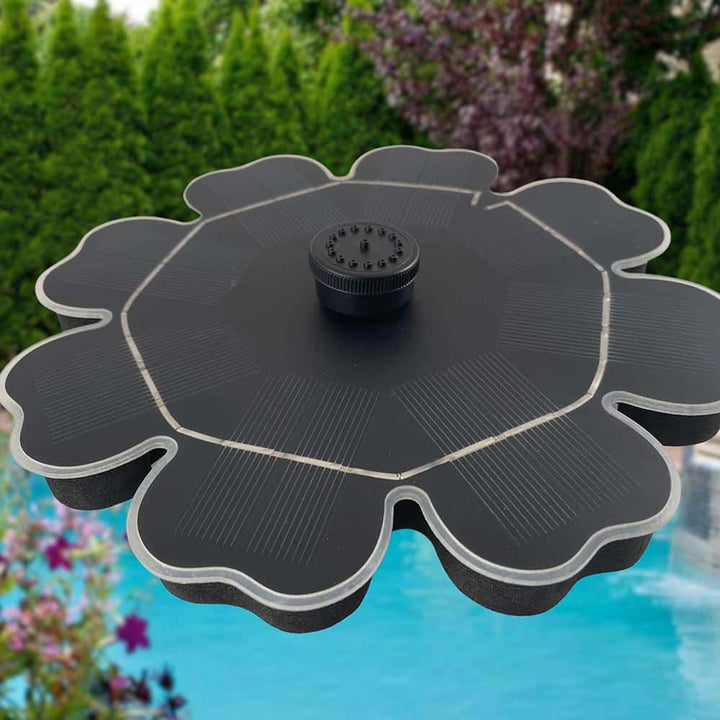 Solar-powered fountain (floating) | Stornfield