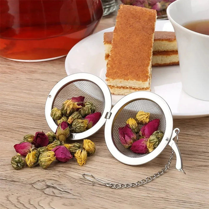 Stainless Steel Tea Infuser with Chain | Stornfield