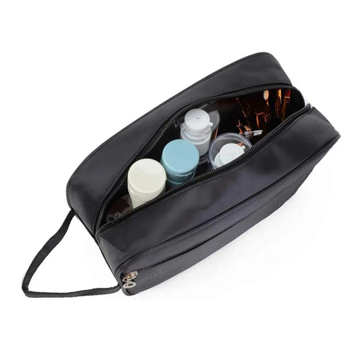 Elegant and functional waterproof toiletry bag | Stornfield