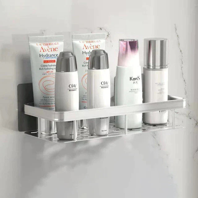 modern Nordic bathroom shelf | Stornfield