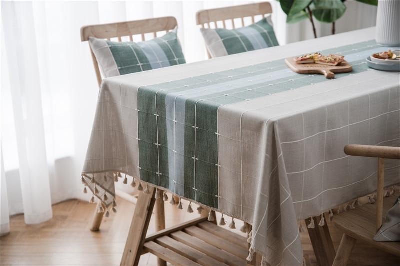 Three-tone Plaid Decorative Linen Tablecloth With Tassel | Stornfield