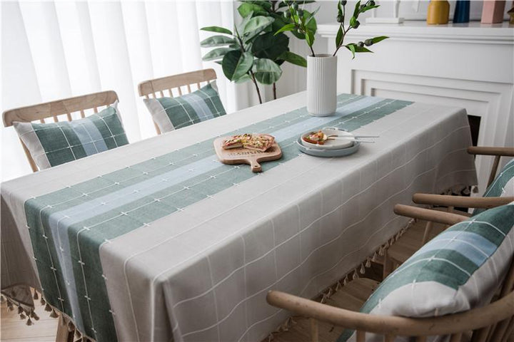 Three-tone Plaid Decorative Linen Tablecloth With Tassel | Stornfield