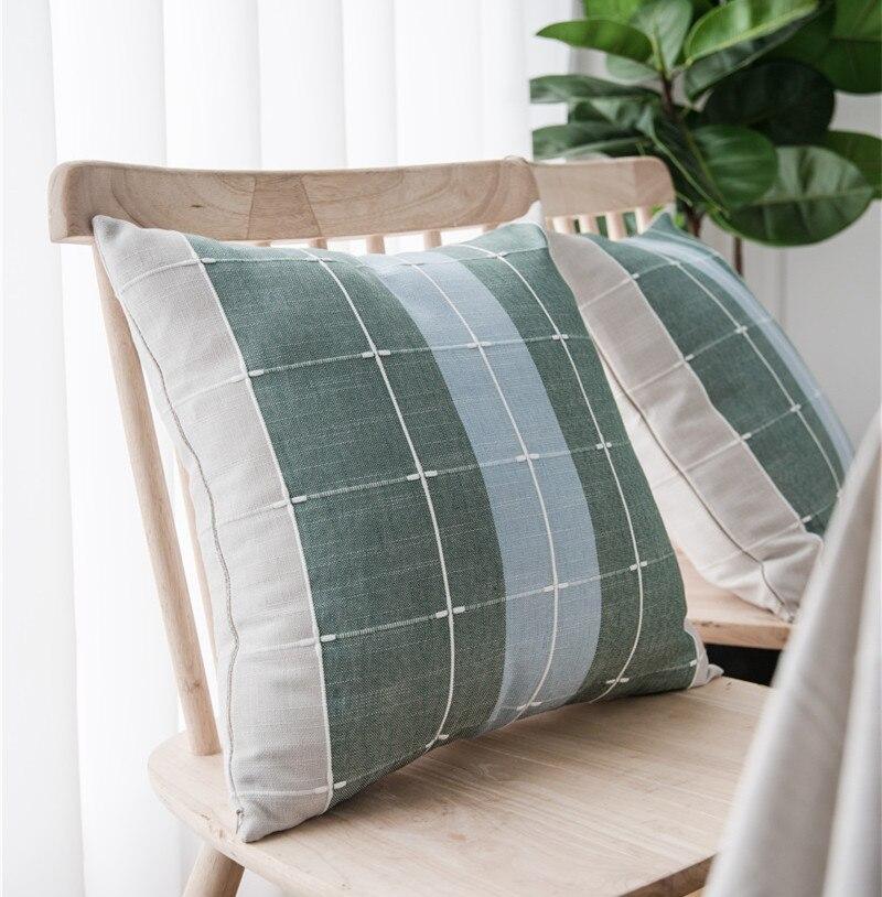 Three-tone Plaid Decorative Linen Tablecloth With Tassel | Stornfield