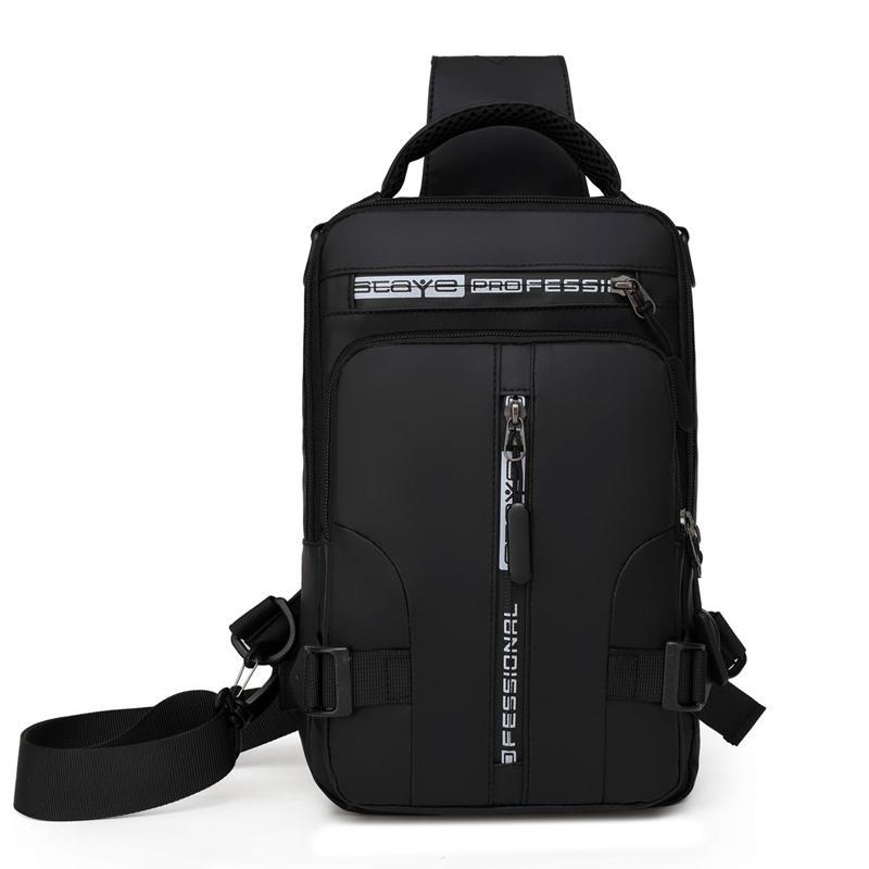 Shoulder bag with USB charger | Stornfield