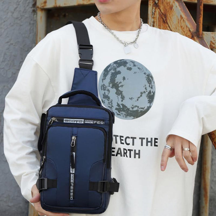 Shoulder bag with USB charger | Stornfield