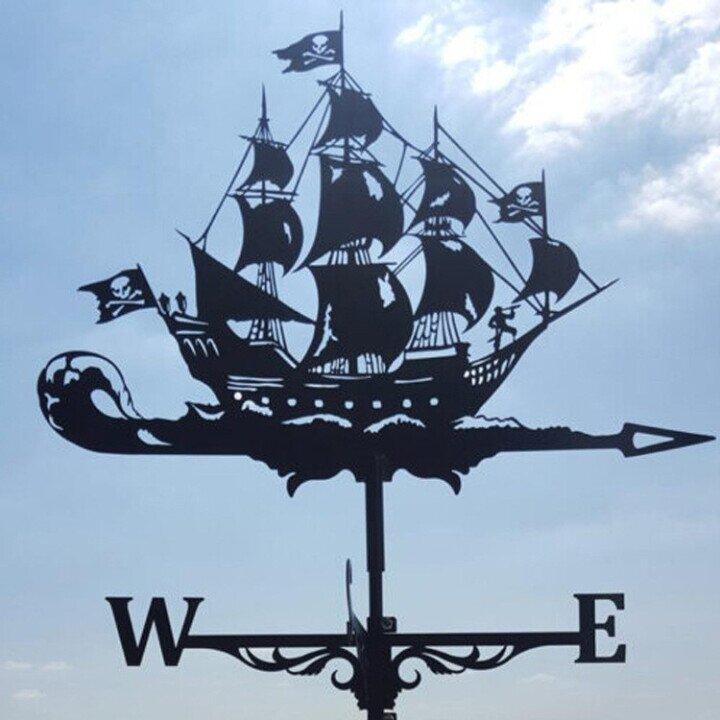 Stornfield | Weathervane - Windy - Retro Witch Shape - Unique Design