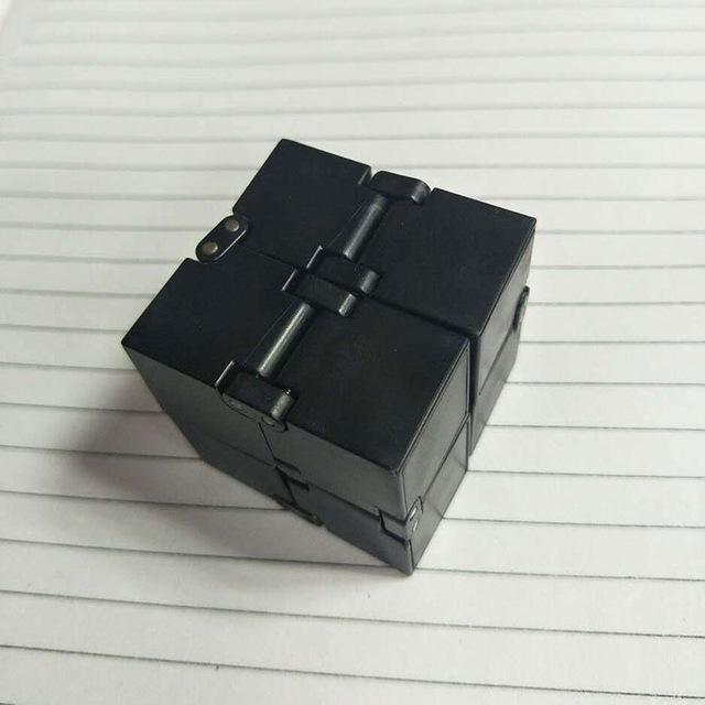 Infinity Cube | Stornfield