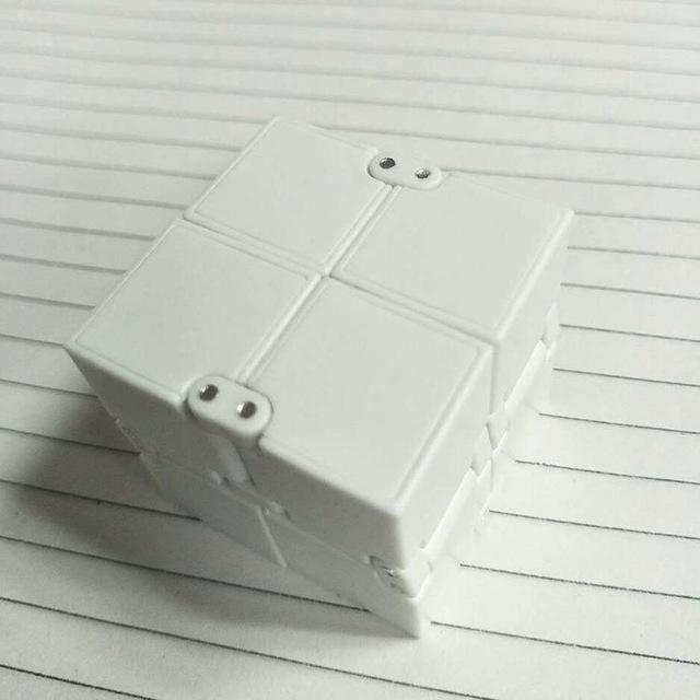 Infinity Cube | Stornfield