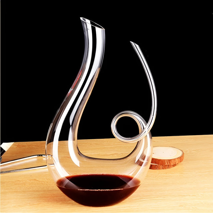 Crystal wine decanter in snail shape – Lead-free for wine or cognac | Decorative for home & bar | Stornfield