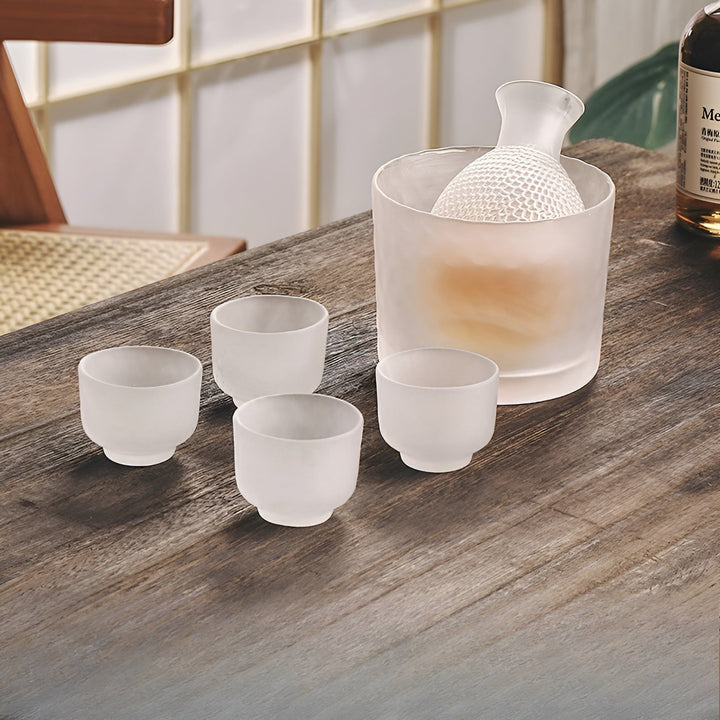 Japanese Sake Set made of glass – Elegant carafe with cups | Perfect for wine, whisky & liqueur | Stornfield