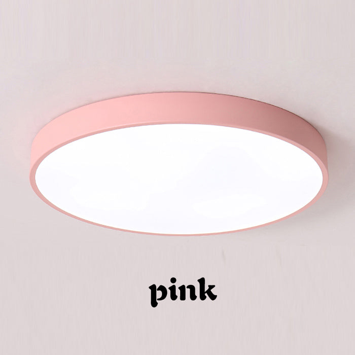 GlowBeam - Minimalist Ceiling Lamp | Sleek Design and Bright Lighting | Stornfield