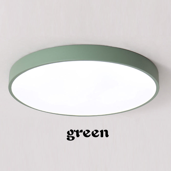 GlowBeam - Minimalist Ceiling Lamp | Sleek Design and Bright Lighting | Stornfield