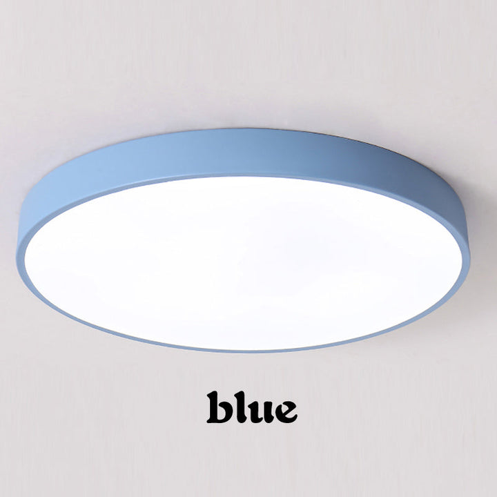 GlowBeam - Minimalist Ceiling Lamp | Sleek Design and Bright Lighting | Stornfield