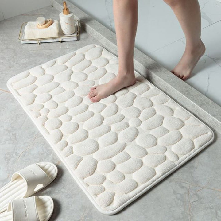 Pebble Design Bathroom Mat with Memory Foam | Stornfield