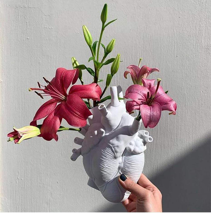 Stornfield | Heart Flower Vase