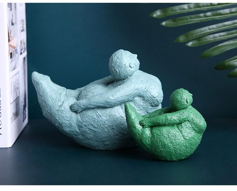 Stornfield | Confident Woman Figures