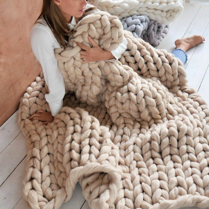Stornfield | 1000 grams XXL Chunky Knit Yarn - LuxaWool