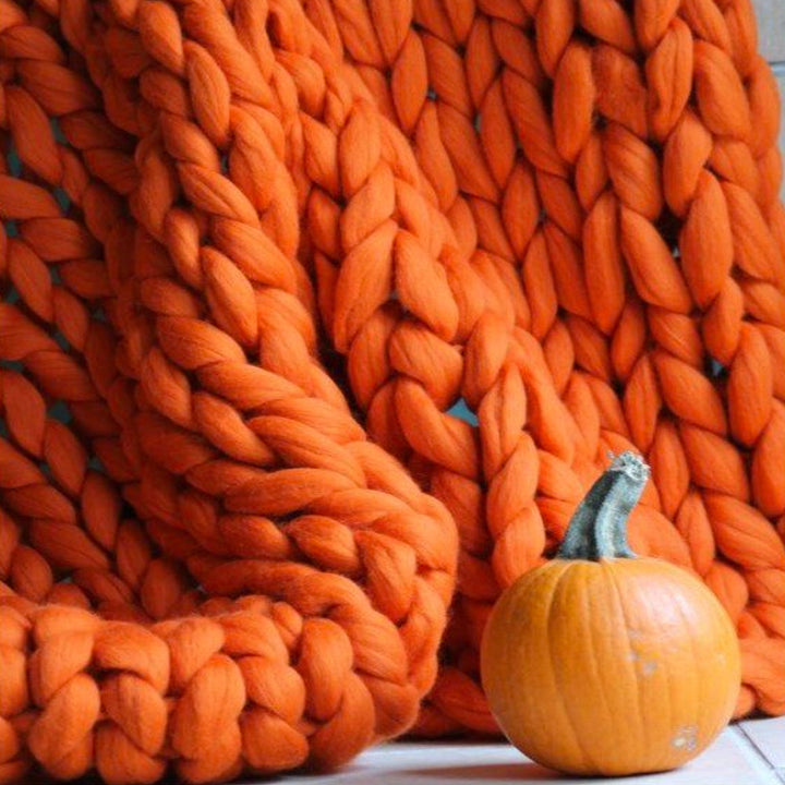 Stornfield | 1000 grams XXL Chunky Knit Yarn - LuxaWool