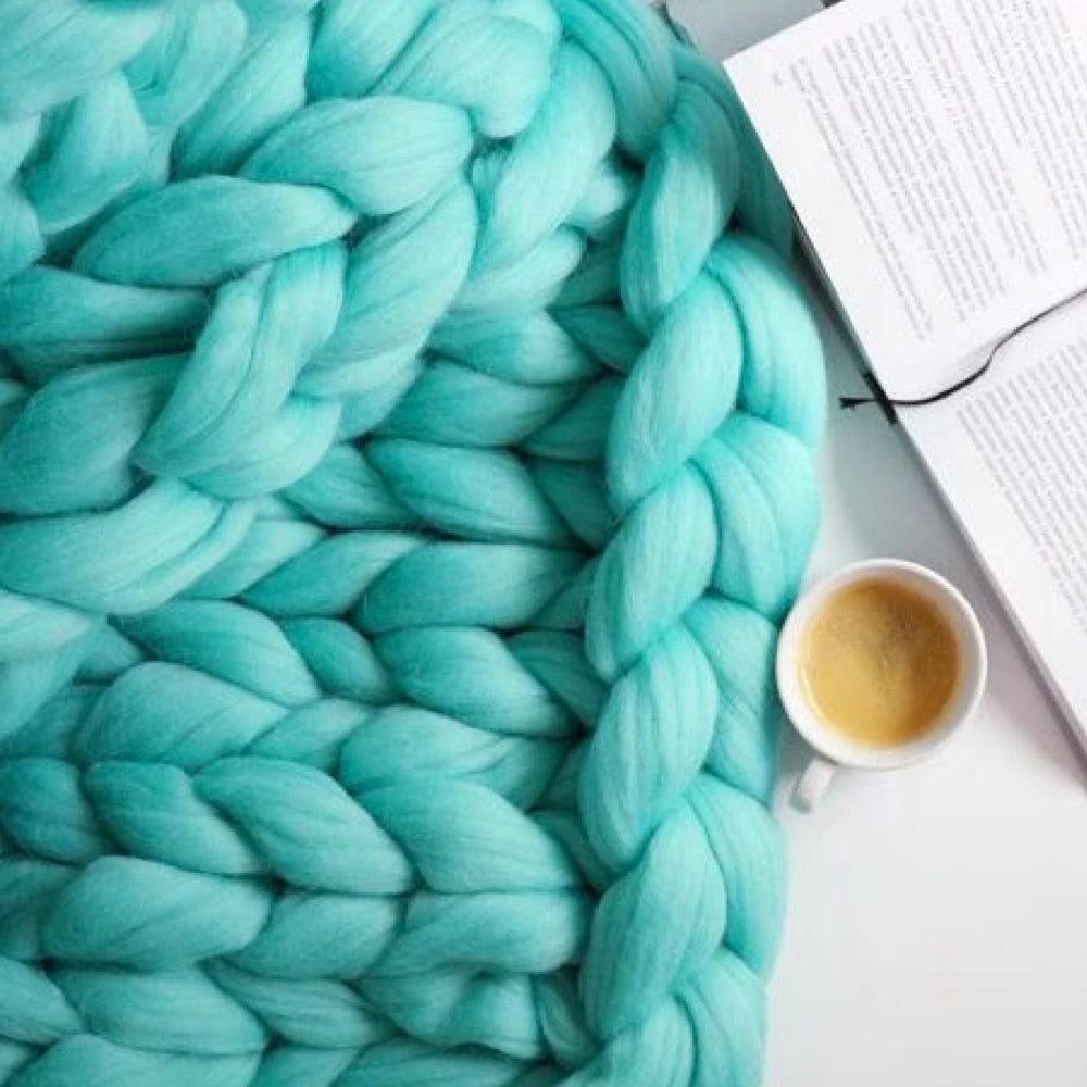 Stornfield | 1000 grams XXL Chunky Knit Yarn - LuxaWool