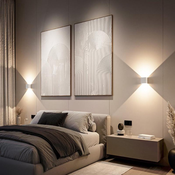 Stornfield | LumiGuard - LED wall lamp with warm light