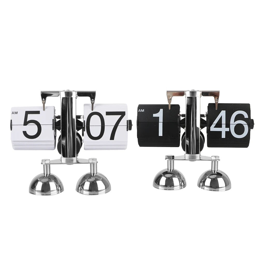Retro Flip Clock with Automatic Turning Element | Stornfield